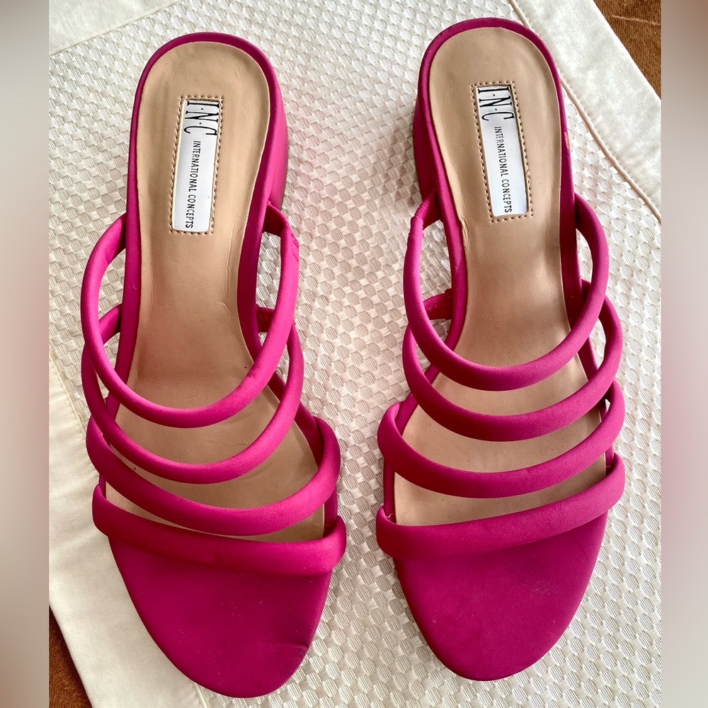 Woman’s pink I.N.C International Concepts NWOB